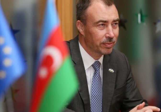 Спецпредставитель ЕС по Южному Кавказу едет в Баку