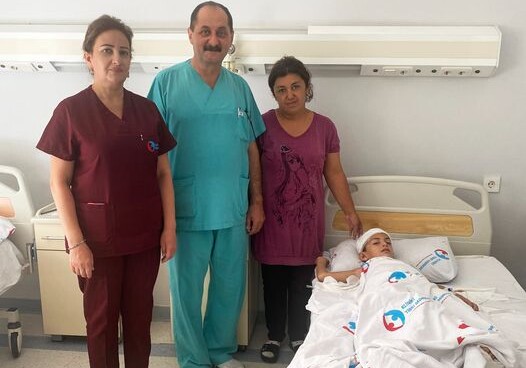 В Азербайджане врачи спасли мальчика, находившегося три дня в коме