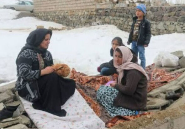 Правительство Ирана не оказывает поддержку пострадавшим от землетрясения азербайджанцам (Фото)