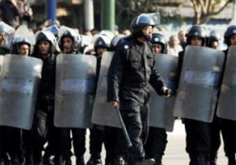 Полиция Турции начала теснить протестующих 