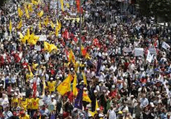 Турция выплатит компенсации пострадавшим в ходе акций протеста
