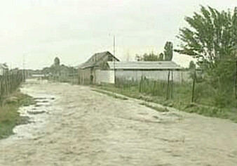 В Мингячевире затоплены  дома и участки 