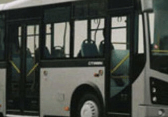 В Баку перевернулся автобус, есть пострадавшие