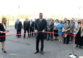 Ильхам Алиев принял участие в церемонии открытия здания для журналистов (Обновлено)