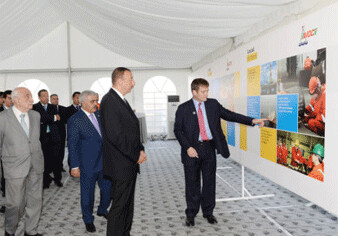 Президент Азербайджана ознакомился с ходом работ на платформе «Западный Чираг» 