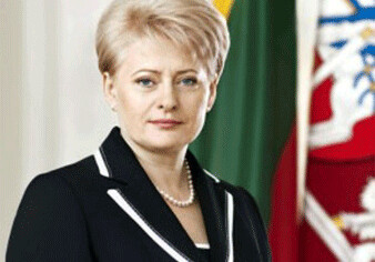Глава Литвы отозвала послов в Азербайджане и Венгрии