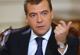 РФ и Азербайджану нужны согласованные позиции, считает Медведев