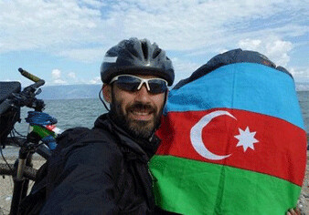 Азербайджанский велопутешественник вернулся на родину