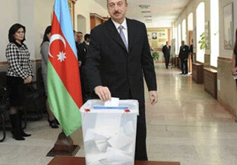 Ильхам Алиев проголосовал на президентских выборах