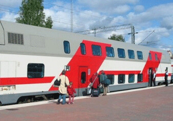 Из Москвы в Адлер отправился первый двухэтажный поезд в России