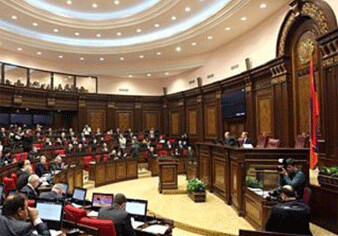 Армянские депутаты отказались голосовать за признание независимости Нагорного Карабаха