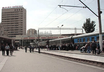 Будет снижена стоимость билетов на поезд Баку-Тбилиси
