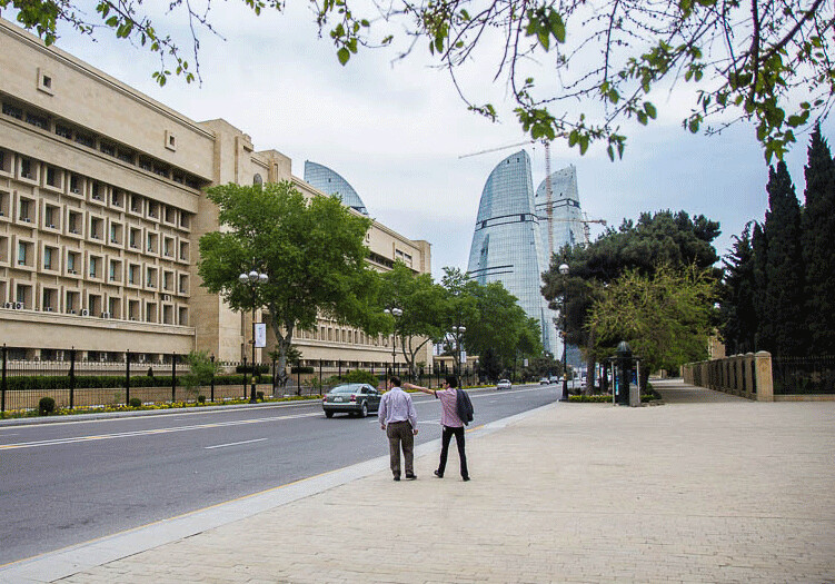 12 декабря в Баку будет ограничено движение транспорта