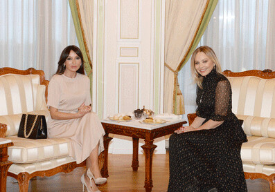 Первая леди Азербайджана Мехрибан Алиева встретилась с  итальянской актрисой Орнеллой  Мути