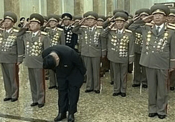 Лидер КНДР призвал армию готовиться к войне