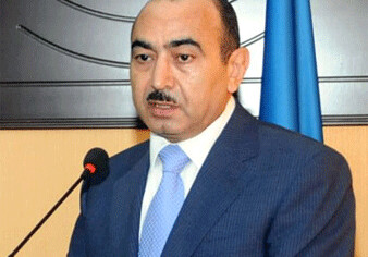 Али Гасанов: Правительство Азербайджана изучает и оценивает заявления по поводу ареста Анара Мамедли