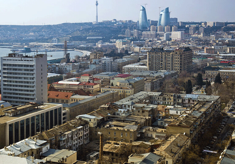 В целях озеленения планируется снос ряда зданий  в Баку