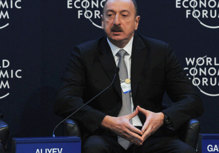 Президент Ильхам Алиев: В настоящее время основной приоритет – это реализация грандиозных энергетических проектов 