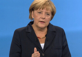 Меркель допускает введение санкций против украинского руководства