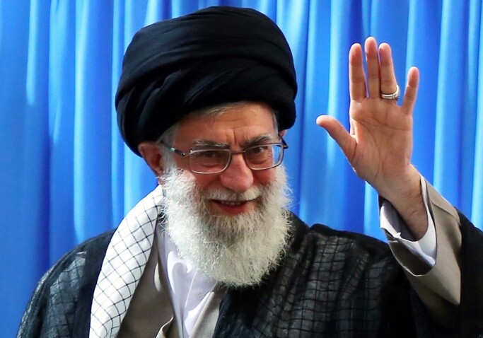 Хаменеи: США хотят свергнуть режим в Иране, но не могут