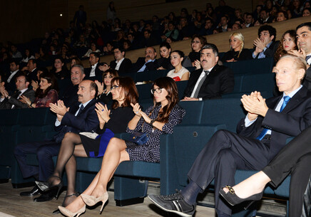 Мехрибан Алиева присутствовала на концерте известной джазовой исполнительницы Ди Ди Бриджуотер (ФОТО)