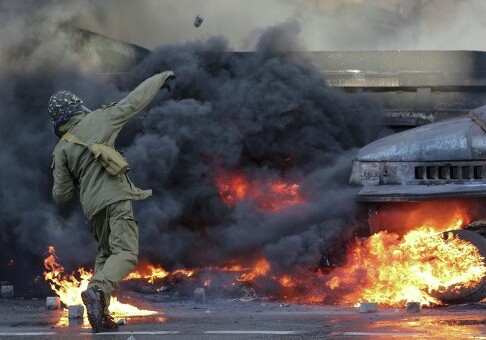 В беспорядках в Киеве пострадали около 800 человек