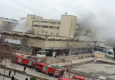 В универмаге «Москва» в Баку произошел пожар