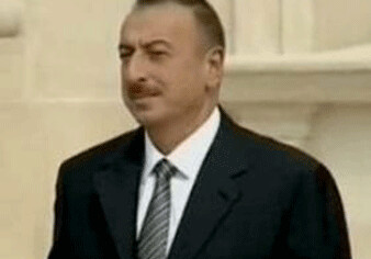 Президент Ильхам Алиев осмотрел в Н-ской воинской части новую технику и оружие, поступившие в воинские части Нахчыванской АР