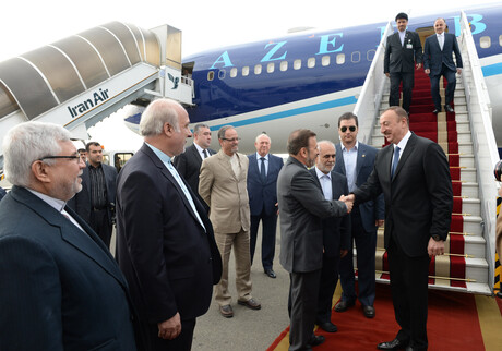 Президент Азербайджана отбыл в Иран