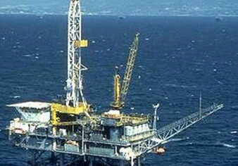 Доказанные запасы нефти в Каспийском море -  около 30 млрд т 