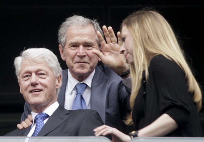 Американцам надоели президенты из кланов Бушей и Клинтонов - опрос