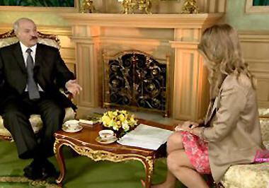 Лукашенко об отношениях с девушками, разводе Путина, Украине и много другом 