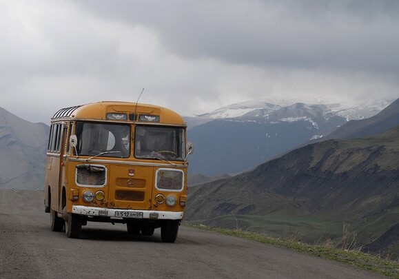 В Дагестане объявлен траур по жертвам ДТП с участием автобуса