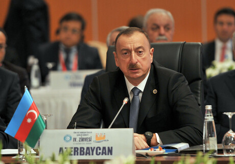  Ильхам Алиев: Азербайджанский народ высоко оценил поступок Нурсултана Назарбаева в Астане на заседании ЕАЭС (ФОТО)