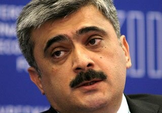 Азербайджан продолжит выпуск суверенных облигаций - министр