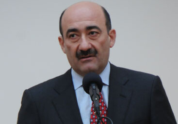 Азербайджан не позволит присвоения своего исторического наследия - министр