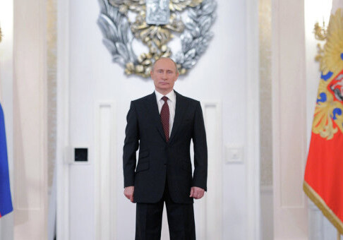 Путин вручил госпремии за 2013 год, среди лауреатов Фазиль Искандер