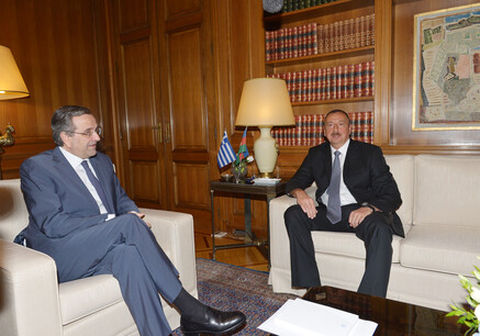 Ильхам Алиев в рамках визита в Грецию провел ряд двусторонних встреч (ФОТО)