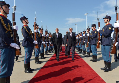 Госвизит Президента Азербайджана в Грецию завершен