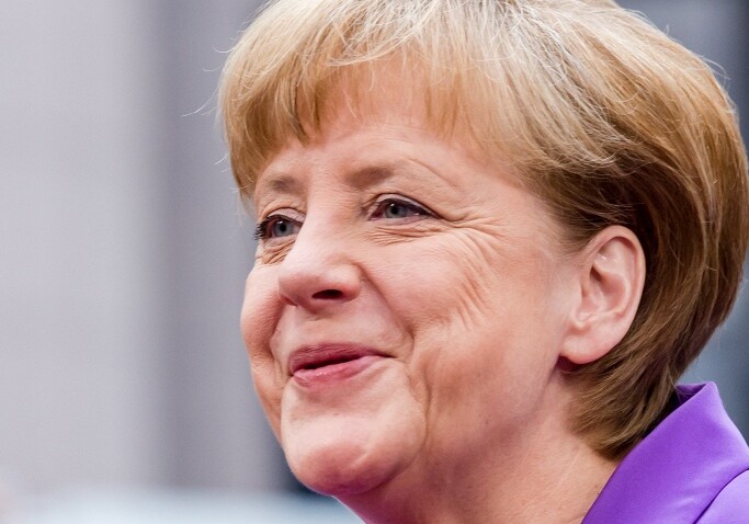 Меркель опровергла сообщения о своей досрочной отставке
