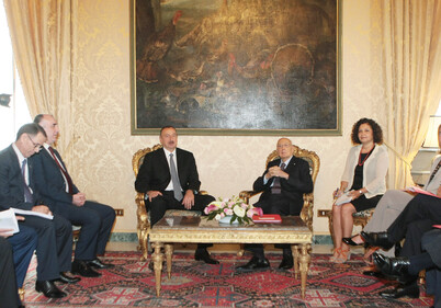 Главы Азербайджана и Италии провели встречу в расширенном составе