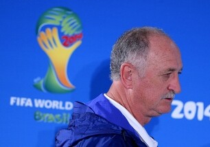 Сколари покидает бразильскую команду вместе со своим тренерским штабом