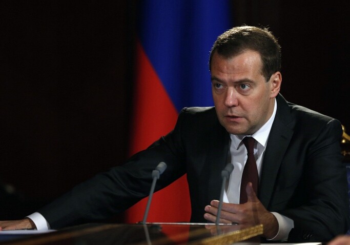 Медведев: любые санкции - это зло