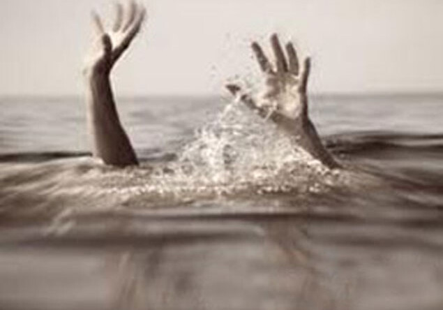 В Баку утонули в море 4 ребенка
