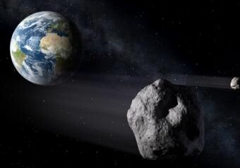 K Земле летит гигантский астероид