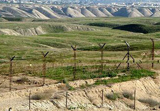 Правительство Армении построит стену на границе с Азербайджаном