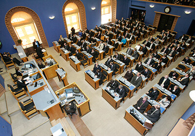 Парламент Эстонии легализовал однополые союзы