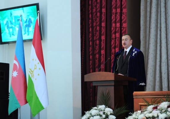 Ильхам Алиев стал почетным доктором Таджикского университета