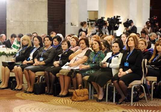 Хиджран Гусейнова: «Успехи азербайджанских женщин являются успехом всей страны»