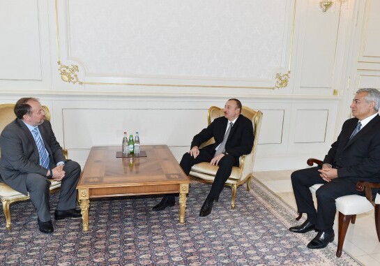 Ильхам Алиев принял глав организаций стрелкового спорта